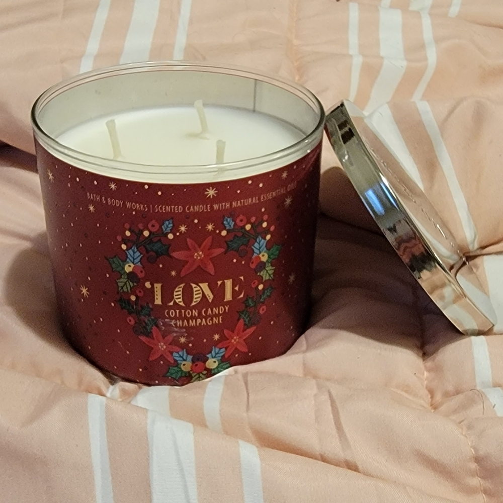 Love Cotton Candy Champagne Bath & Body Works 3 Wick Candle